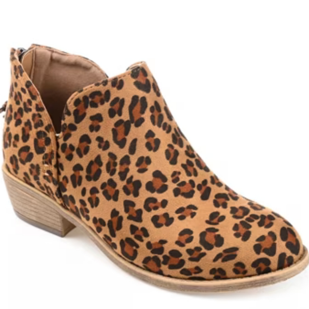 Journee Collection, Livvy Bootie, Leopard Sz 8.5 New
